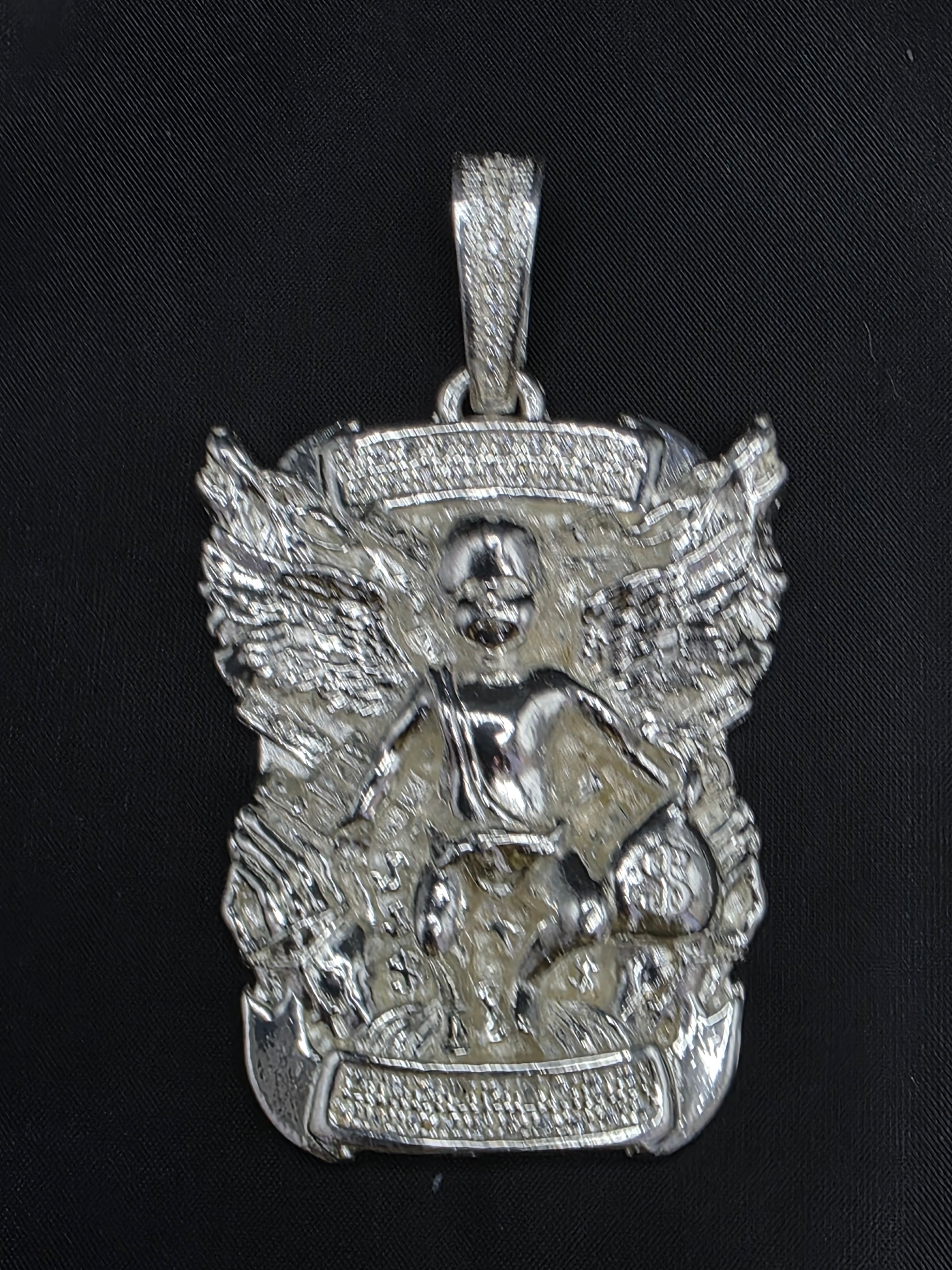 Colgante angel con dinero